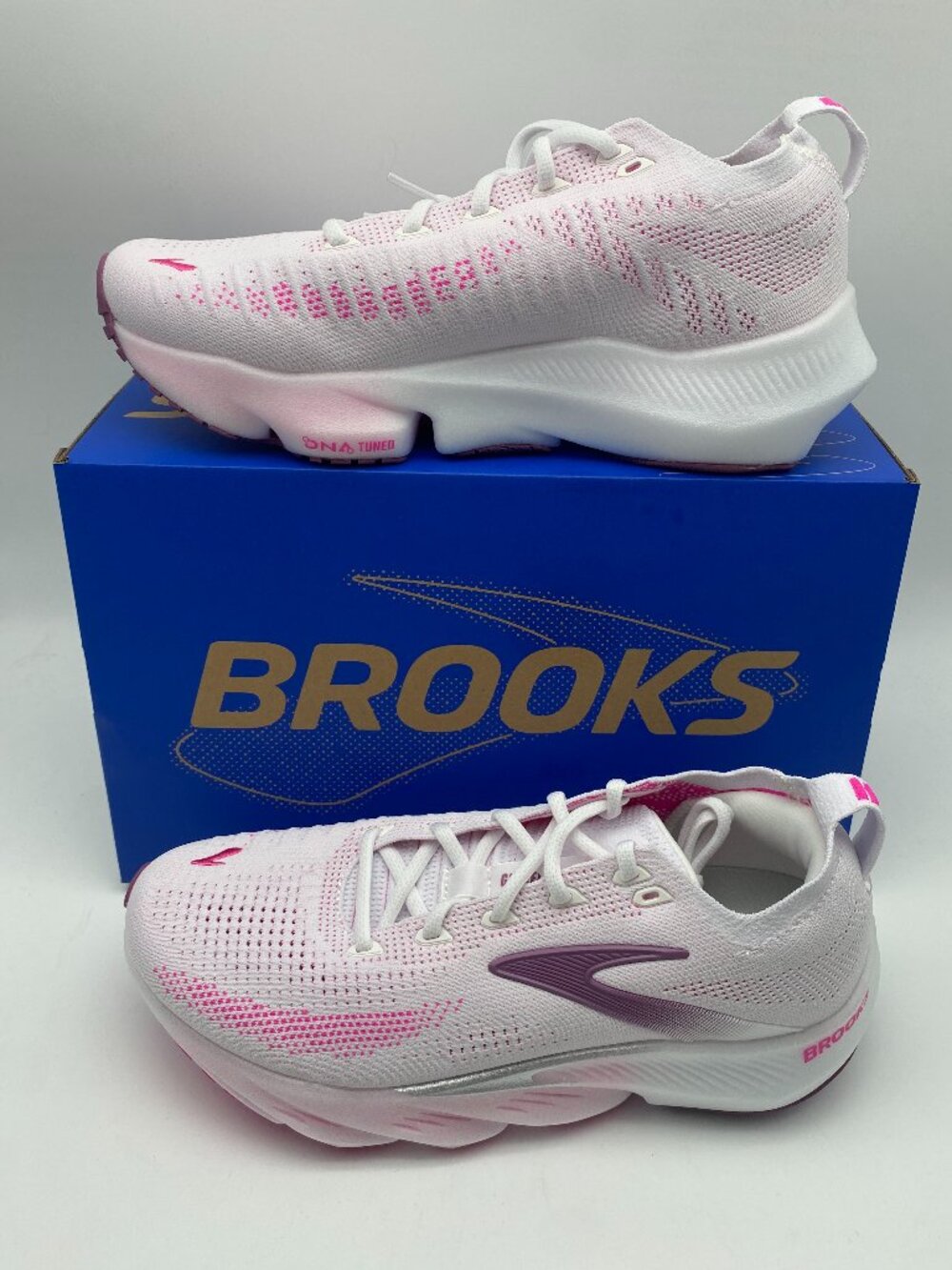 Brand New Brooks Glycerin Flex #120467 1B 136 Women's shoes